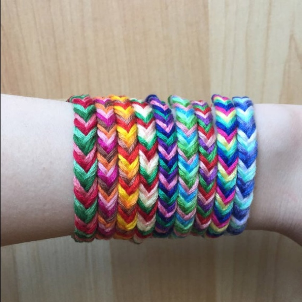 Selling direct kinds of bracelts:)